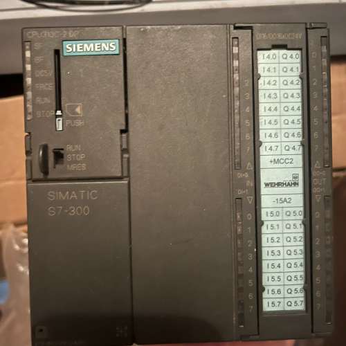 西门子S7-300系列PLC，型号6ES7313-6CF03