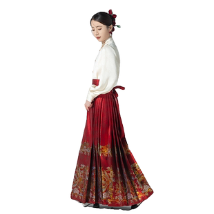 醉雨朵【鸾凤】原创重工高端订婚服仿妆花明制马面裙日常套装春夏