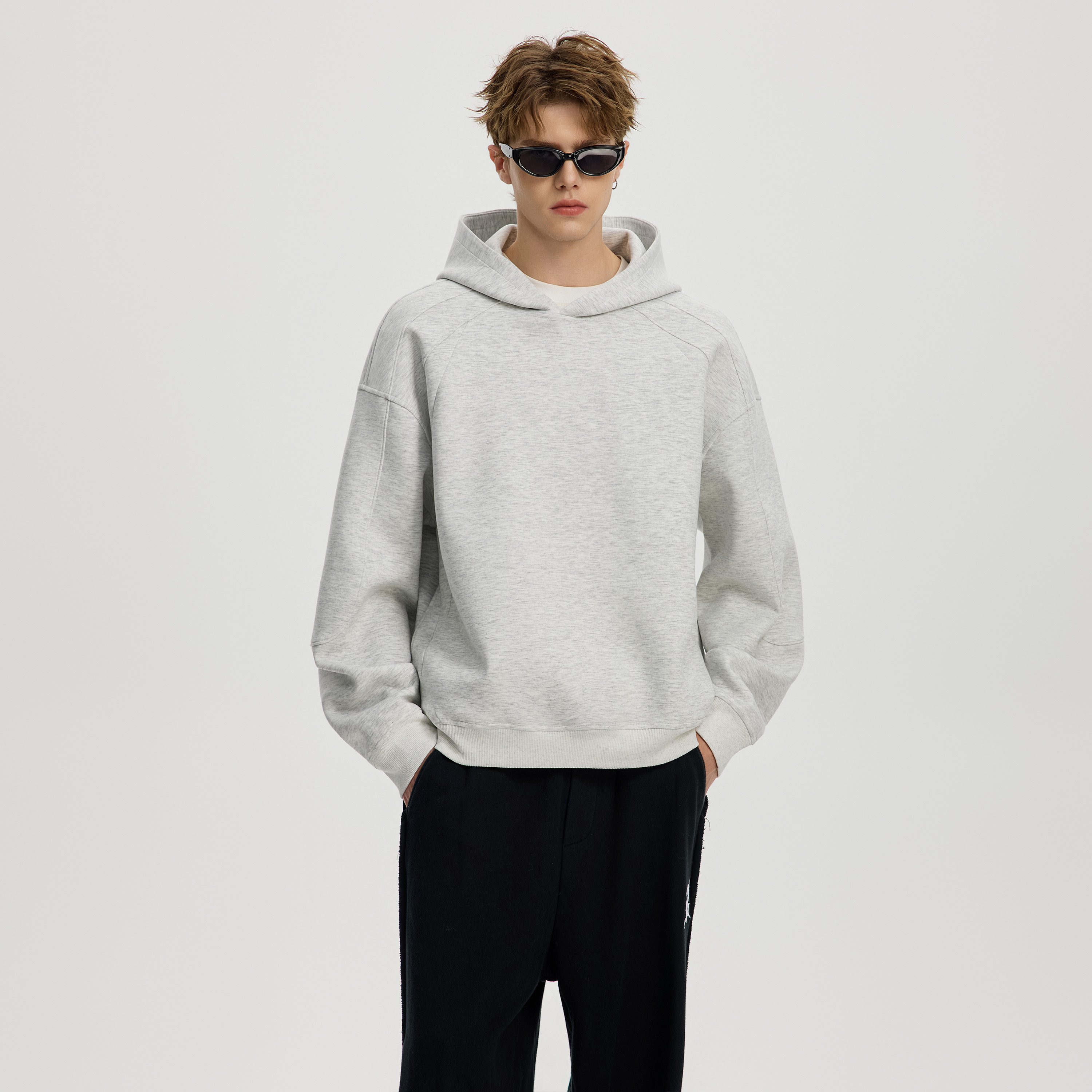 基础纯色裁剪线条分割休闲卫衣