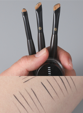 G27仙宝兰黄狼尾镰刀形眼线刷下至眼睑眼角卧蚕斜角刀锋眼线膏刷