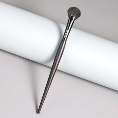 仙宝兰细光锋羊毛扇形余粉刷