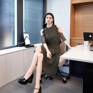 2023夏季新款露肩收腰系带短袖连衣裙苏妮亚外贸M家女装雪纺裙子