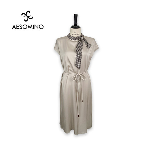 AESOMINO衣莎美诺连衣裙浅灰色Y261B20061