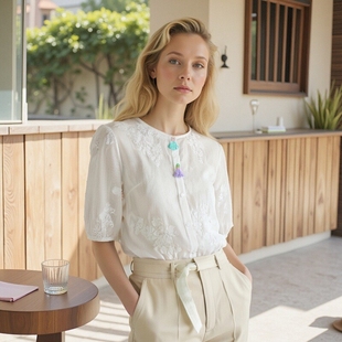 气质圆领单排扣小衫 女装 Y684B7028 苎麻衬衫 夏文艺复古刺绣薄款