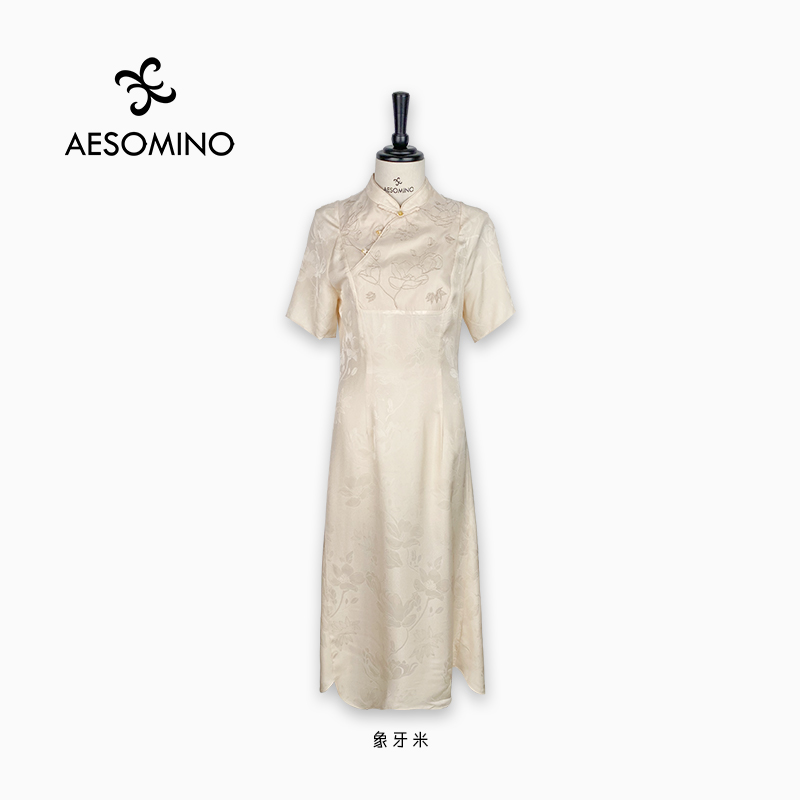 AESOMINO衣莎美诺真丝桑蚕丝连衣裙象牙米Y403B2251
