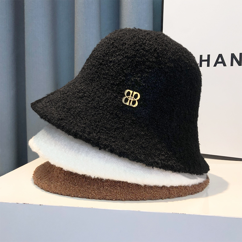 毛绒防寒保暖渔夫帽女显脸小冬季