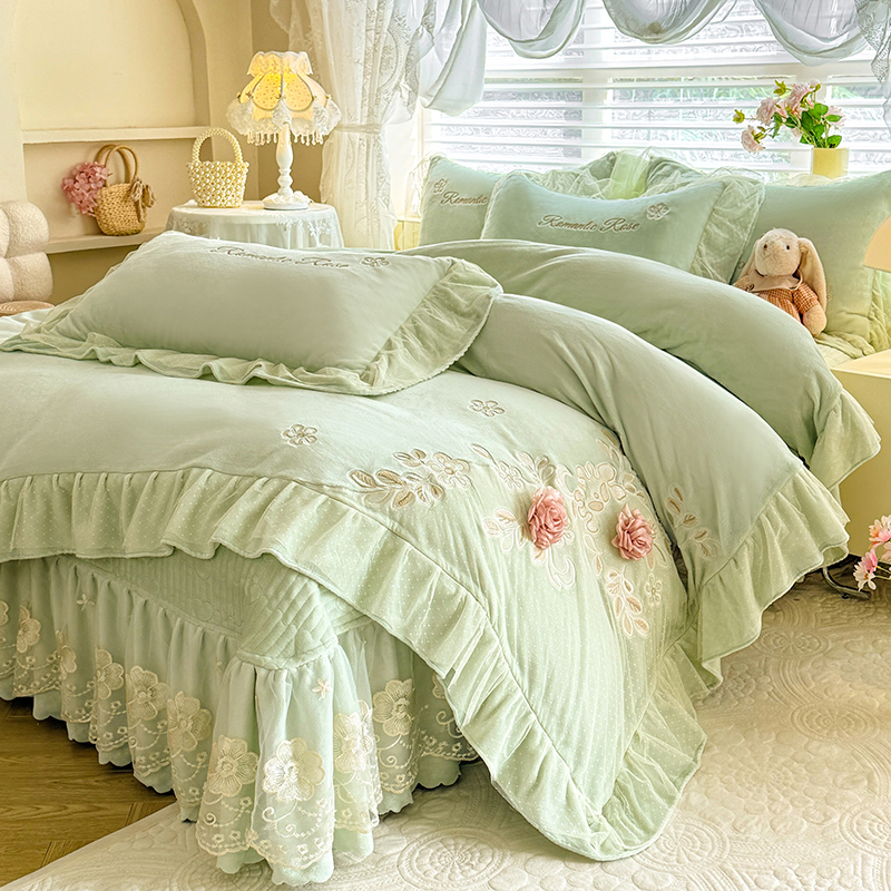 全消光牛奶绒夹棉床盖款四件套