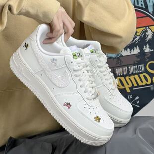 耐克/Nike Air Force 1 '07 马年限定CNY脱缰系列女子空军休闲鞋