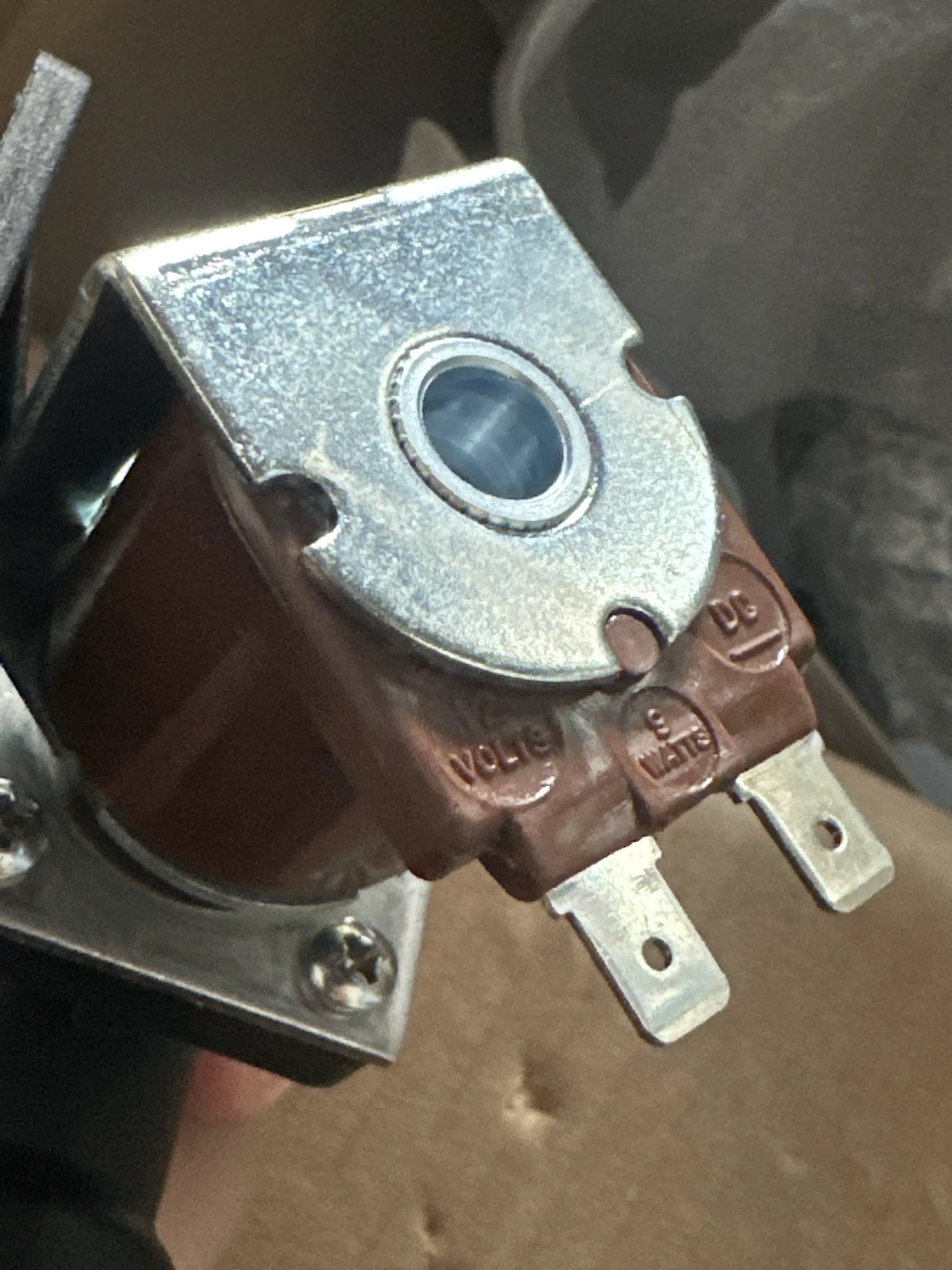 GOYEN VT57-084电磁阀线圈12DC