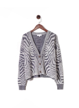 纽约高端1ntermix 公价$348 羊毛羊绒 斑马纹理v领针织开衫 短款