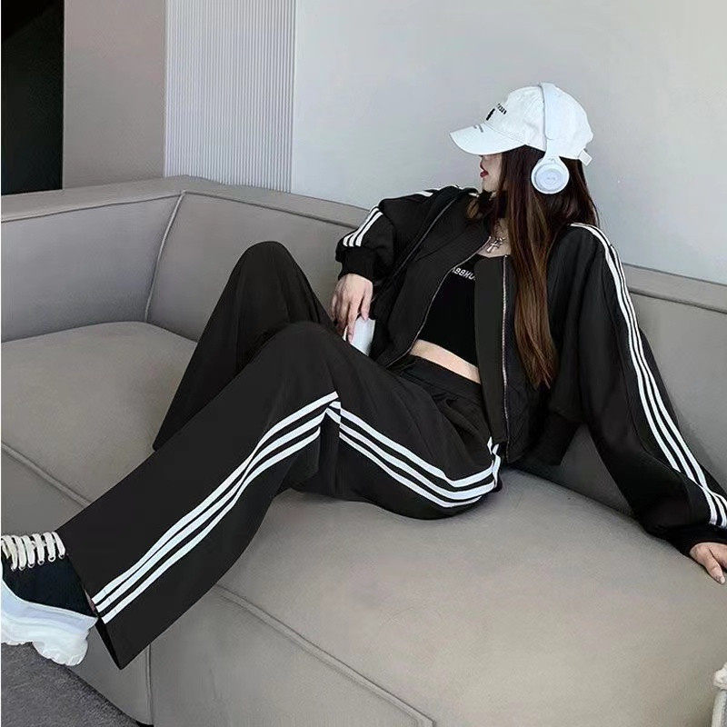 봄 가을 여성을 위한 패셔너블한 스트리트 캐주얼 스포츠 슈트 솔트 스타일의 웨어 슬림 숏 자켓 와이드 팬츠 투피스 세트