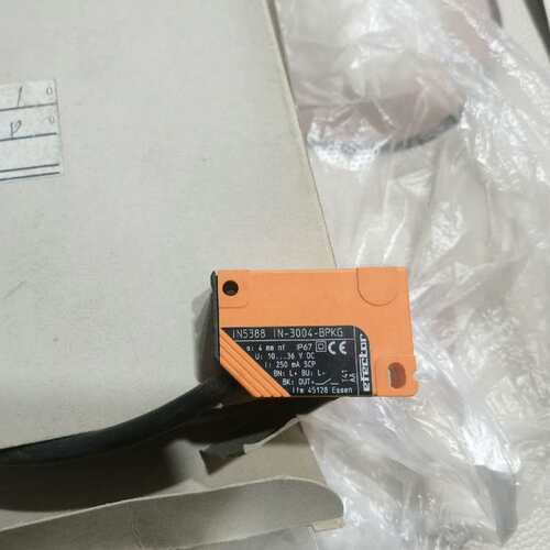议价易福门传感器IN5388，型号IN-3004-BPKG，可维修