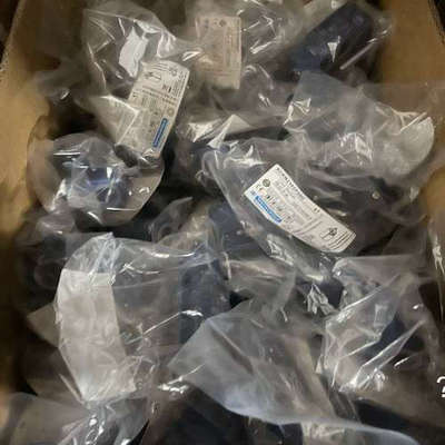 议价TE特勒美科（原施耐德）限位开关XCKN2102P20C原装