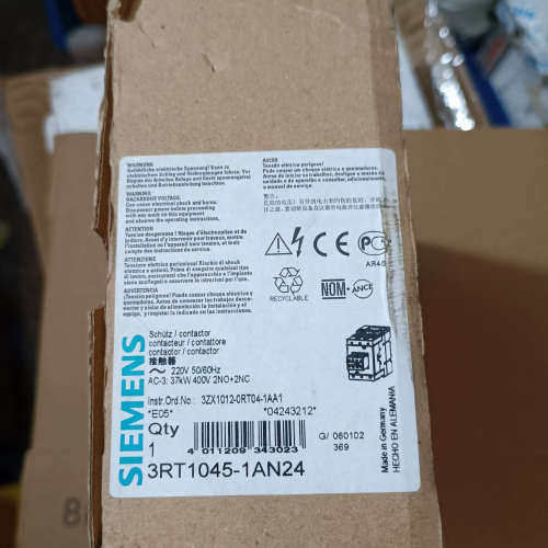 议价全新西门子3RT1045-1AN24接触器，原装正品外盒稍旧