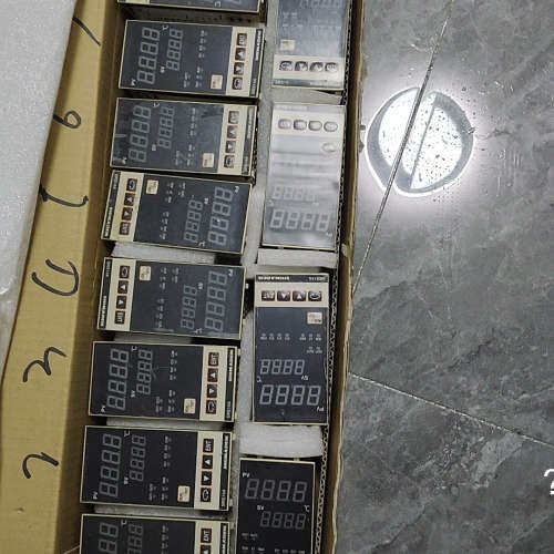 议价SRS14A-8IN-90-P10050S 卡扣全，拆机成色
