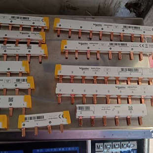议价施耐德汇流排A9HLP324，63A，3P，12*18mm，