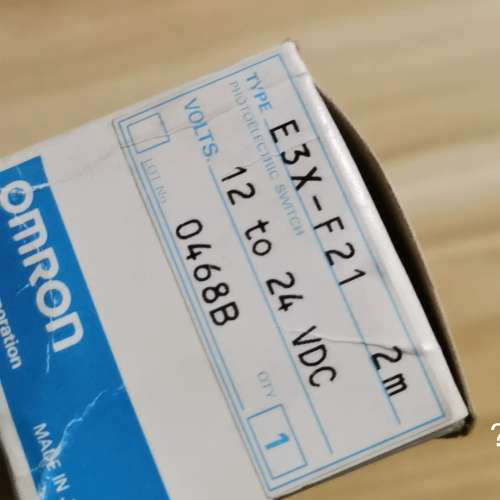 日本原装OMRON光纤放大器E3X-F21，12-24