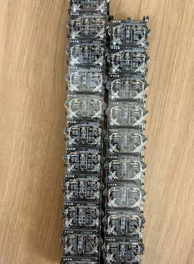 瑞士eao按钮  触点 704.910.4两常闭 21个