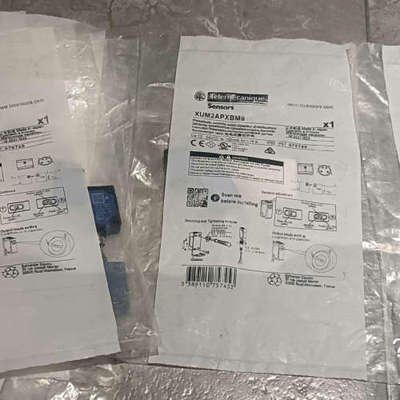 议价全新施耐德光电开关 XUM2APXBM8 ，原装正品未拆封