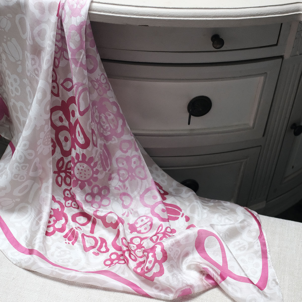 意大利设计师女士印花真丝方巾