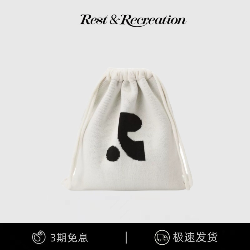 【现货】韩国小众Rest&Recreation字母提花针织抽绳双肩包背包女