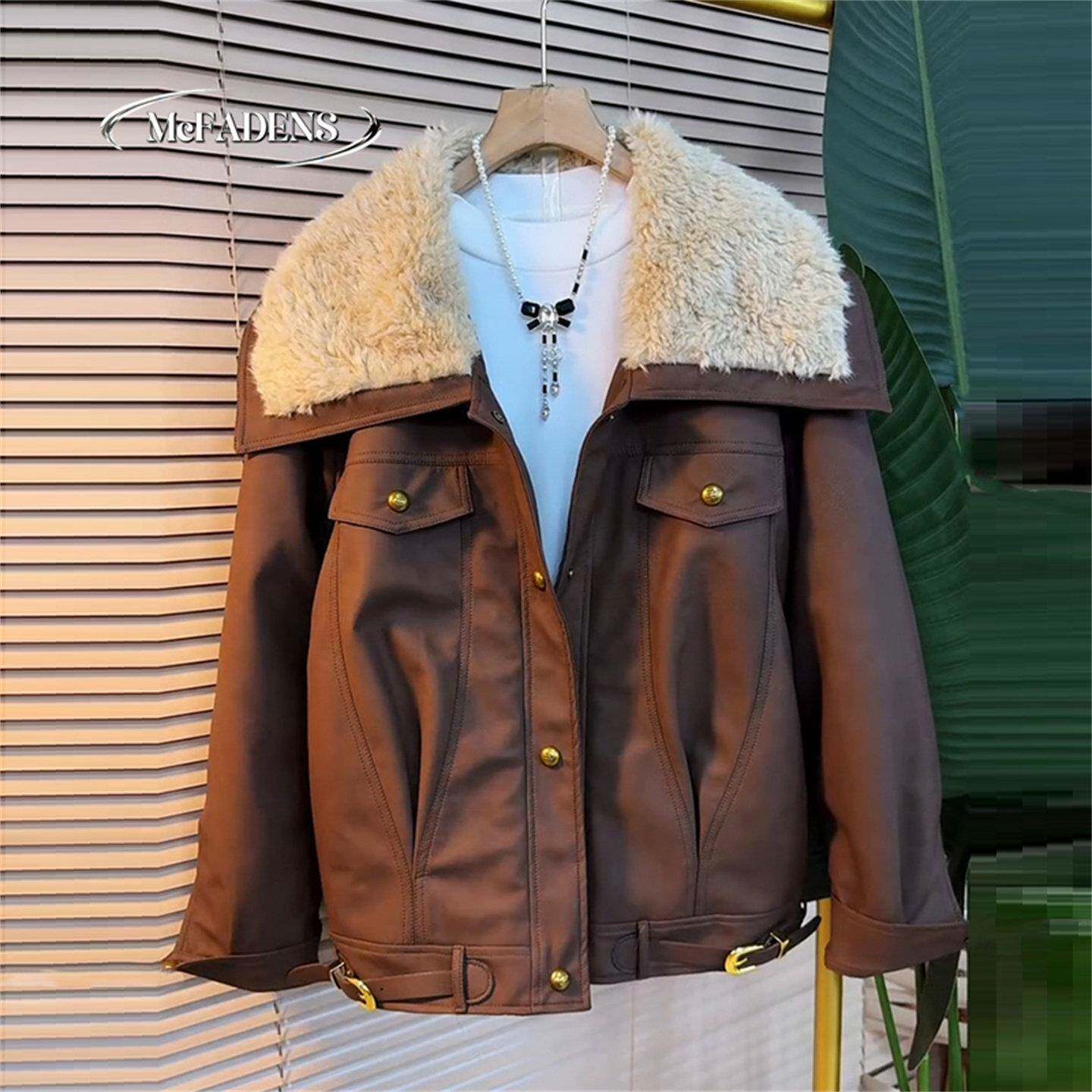 香港胖mm冬季新款大码女装时尚毛毛翻领拼接气质加厚保暖皮衣外套