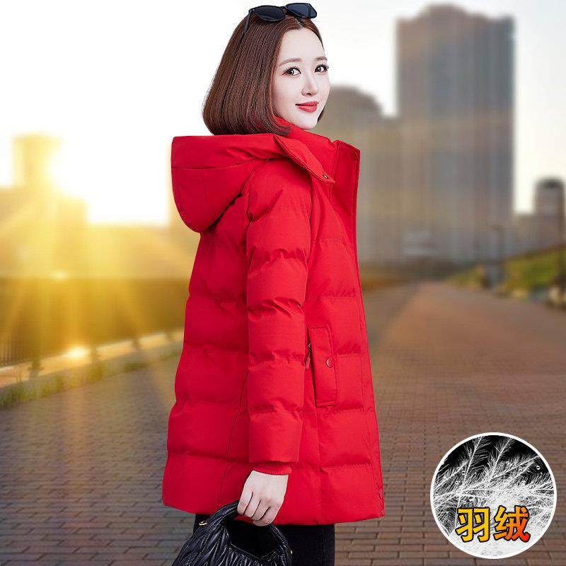 红色本命年羽绒服女冬季2025新款中长款衣服中年妈妈加绒加厚外套