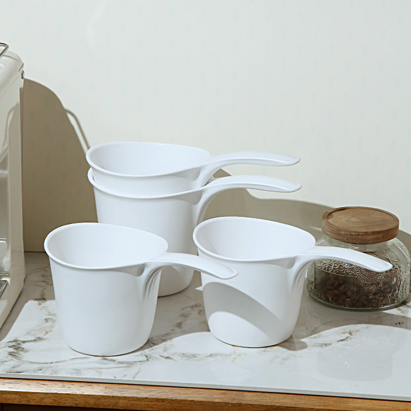 居家浴室高颜值泼水瓢白色时尚简约家庭沐浴洗澡水瓢多用途小水瓢