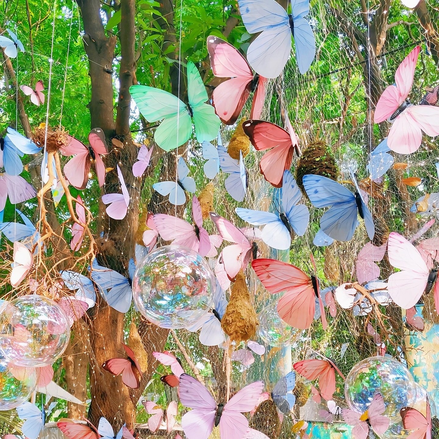 户外蝴蝶装饰仿真粉紫蓝蝴蝶立体空中吊挂婚庆道具背景墙橱窗造景,商业/办公家具,灯箱,淘宝优惠券,粉丝福利购,淘宝优惠卷