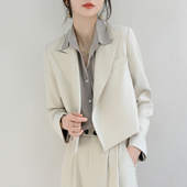 时尚 TRR 格调外套女镇店好货 微宽松短西装 女 版 型很赞设计感小众