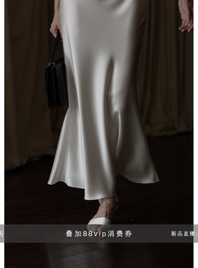 commuse memory日本进口三醋酸水波纹缎面45度斜裁纯色长款半身裙