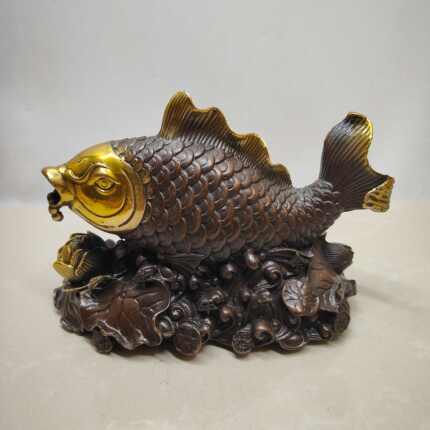 鎏金铜鲤鱼摆件黄铜吐珠鱼金钱鱼年年有余家居工艺装饰品摆件