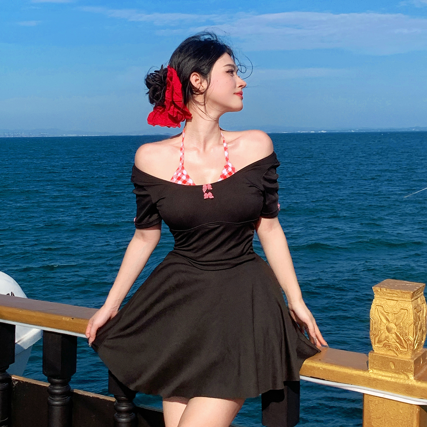 泡温泉度假泳衣女大码遮肚显瘦