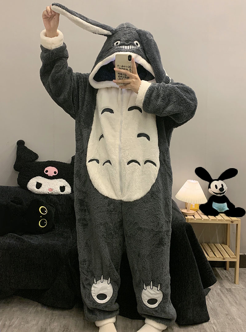 龙猫连体睡衣冬季加厚男女珊瑚绒