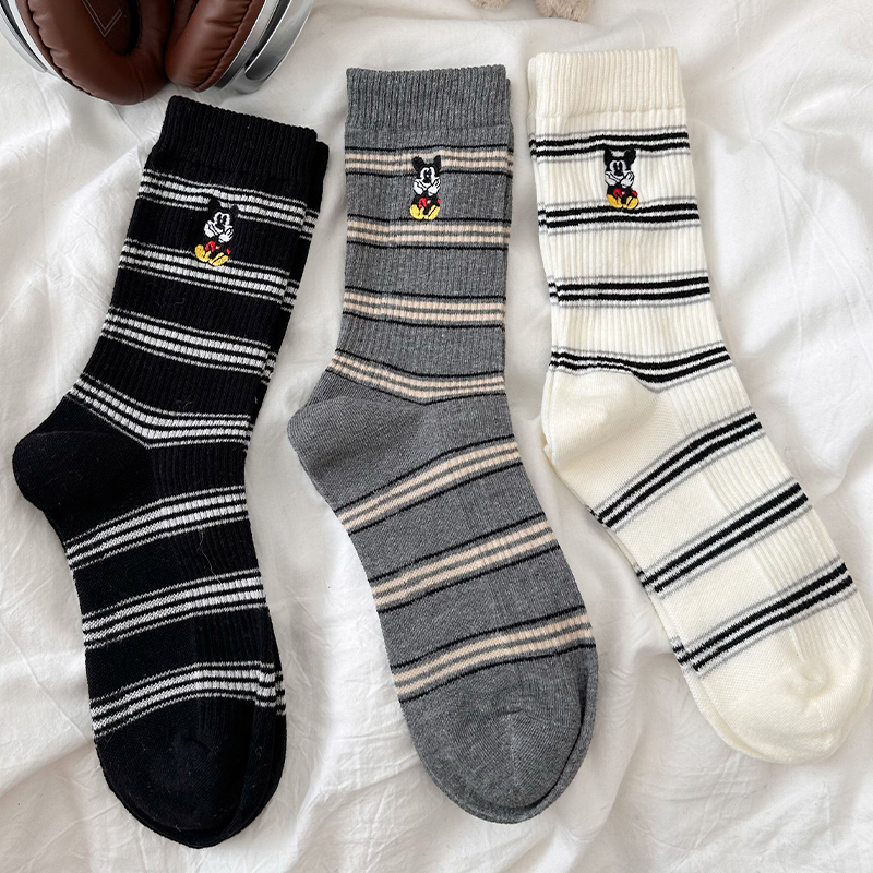 百搭卡通可爱刺绣图案减龄棉袜