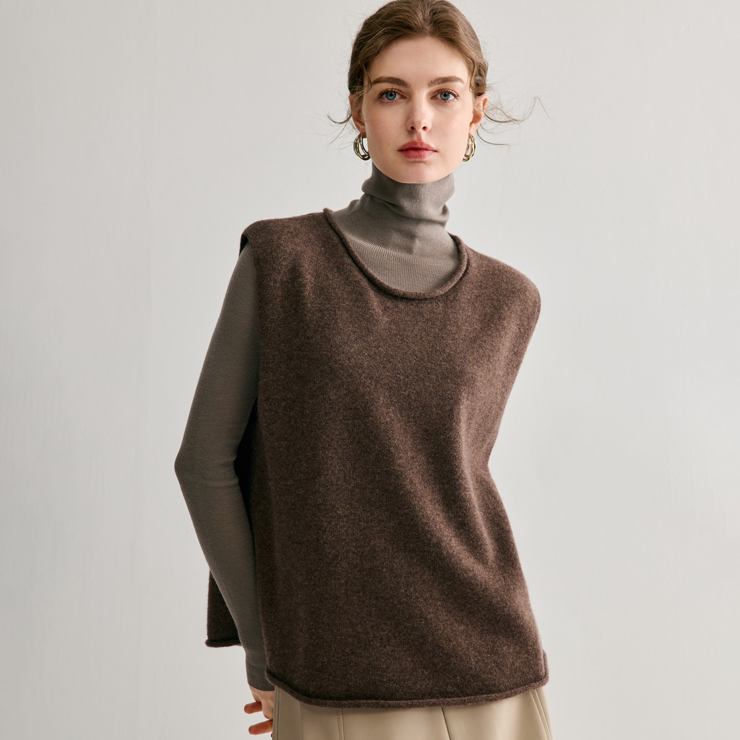 圆领无袖康赛妮100%纯山羊绒针织马甲女套头叠穿宽松百搭毛衣背心,女装/女士精品,羊绒衫,淘宝优惠券,粉丝福利购,淘宝优惠卷