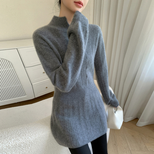 显瘦针织打底衫 高端气质羊绒连衣裙女秋冬中长款 遮臀套头毛衣修身