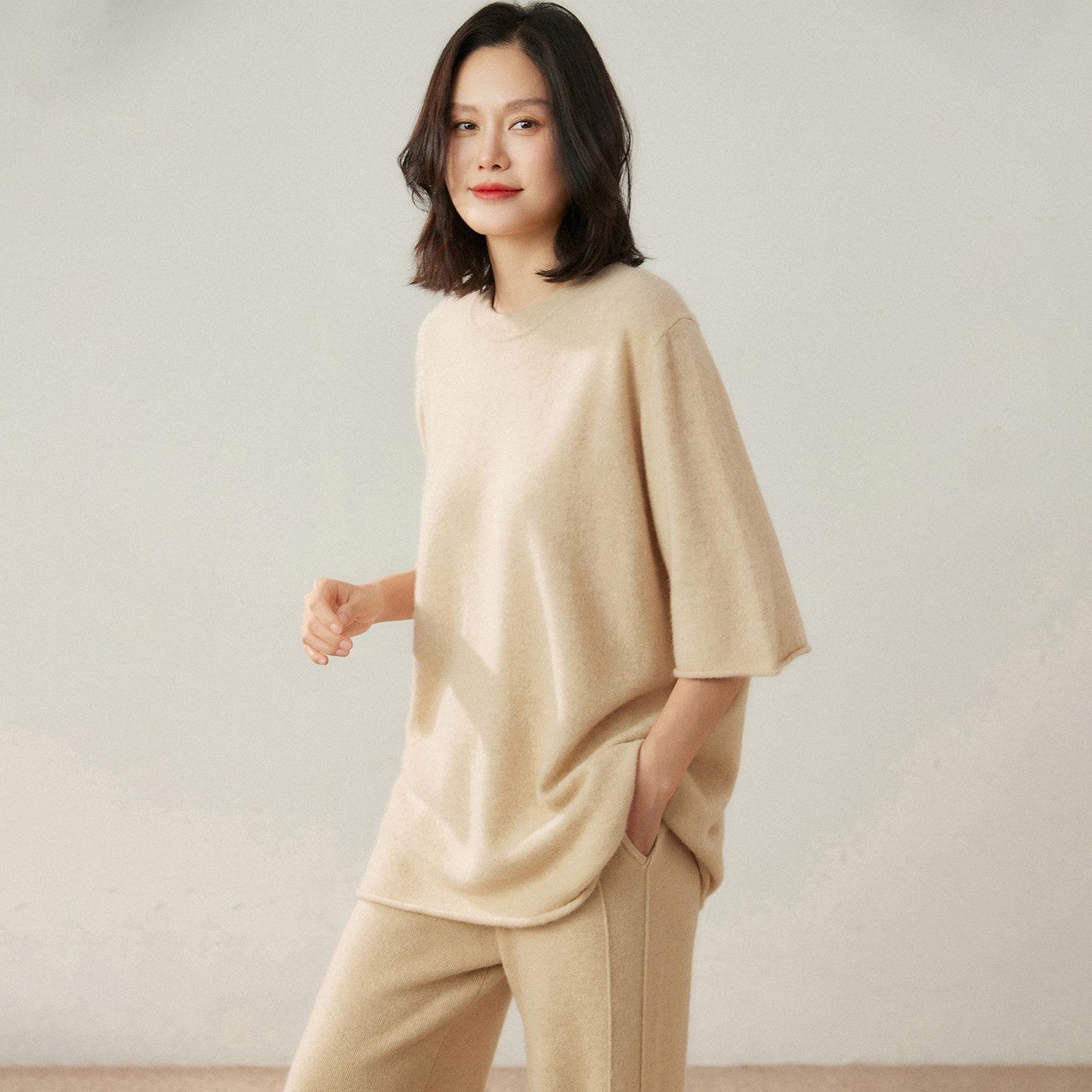 高级感七分袖羊绒衫女圆领中长款宽松慵懒风短袖毛衣时尚羊毛打底