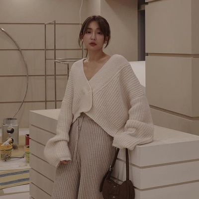 v领韩版宽松针织短毛衣外套