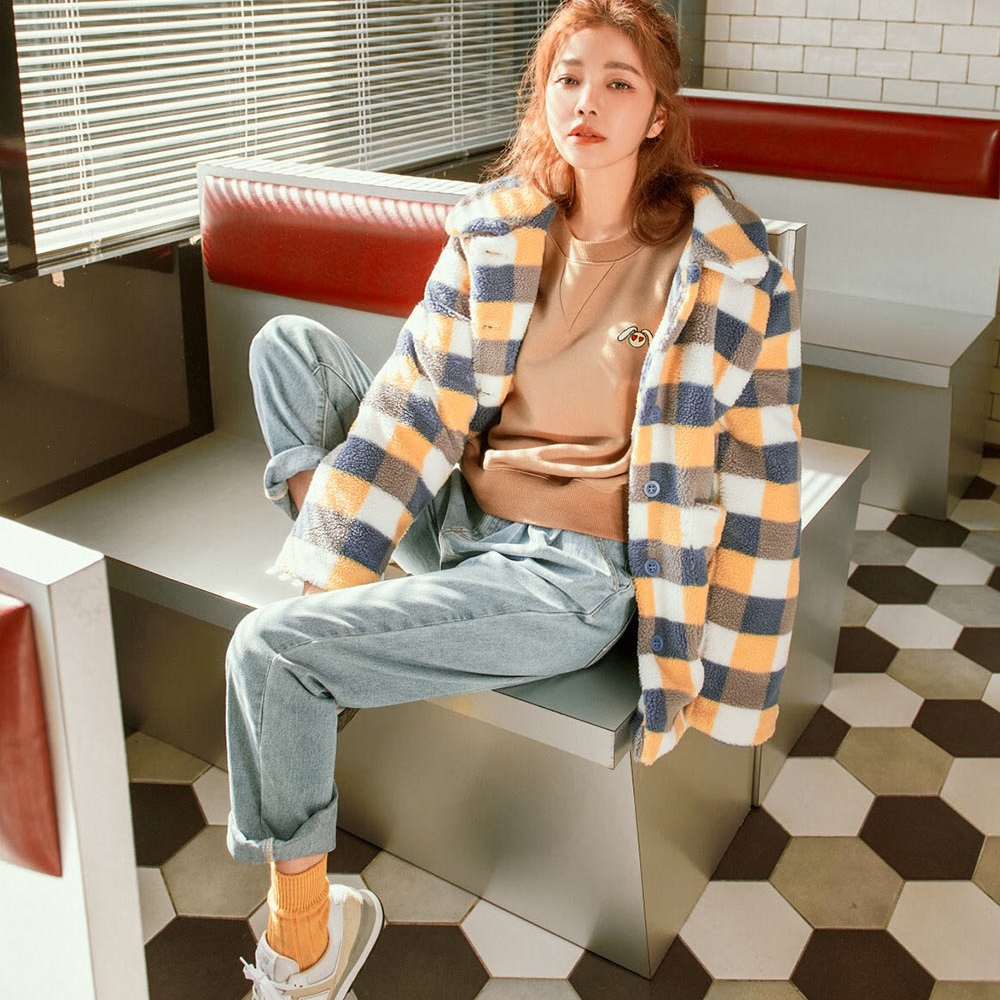 许路儿正品大翻领方格铺棉外套
