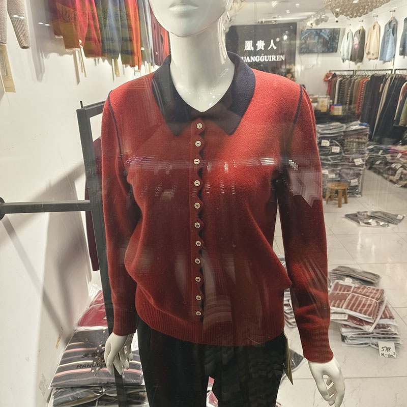 100纯羊毛衫女撞色翻领针织衫