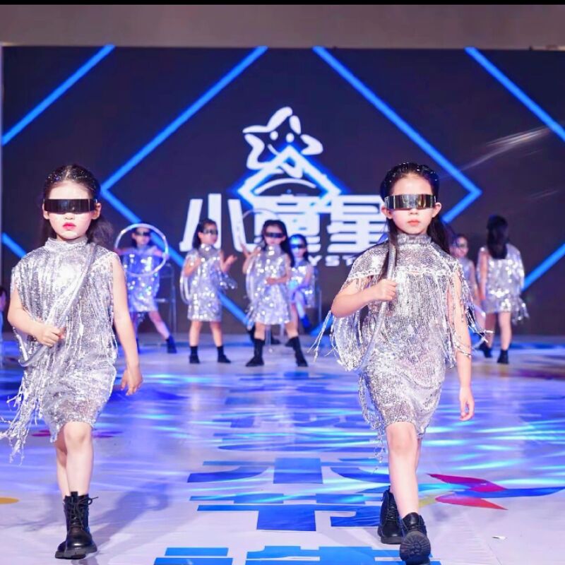 女童多巴胺t台模特走秀服玫红色潮服女孩t台走秀潮酷马卡龙潮服装