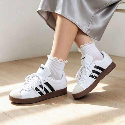 Adidas阿迪达斯男女休闲鞋板鞋