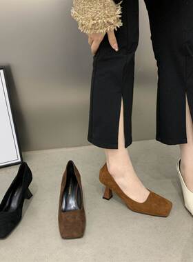 气质黑色绒面高跟鞋女2025秋冬新款方头日系职业百搭通勤中跟单鞋