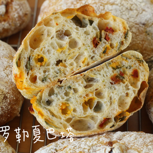 番茄罗勒芝士夏巴塔无加蔗糖欧包手作面包营养学生早餐饱腹零食