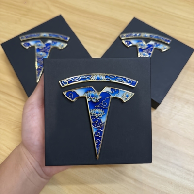 适用于特斯拉车型ModelYModel3国风珐琅彩 金属前后车标改装贴