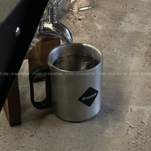 潮牌FCRB双层不锈钢马克杯隔热水杯咖啡家用把手口杯露营杯子