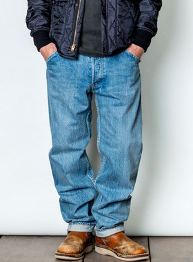 Geruga 舒适百搭 石洗做旧大战微宽松小直筒巴黎扣赤耳水洗牛仔裤