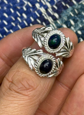 Dear Blossom 新设计单品 镂空橄榄枝黑欧泊复古全银戒指