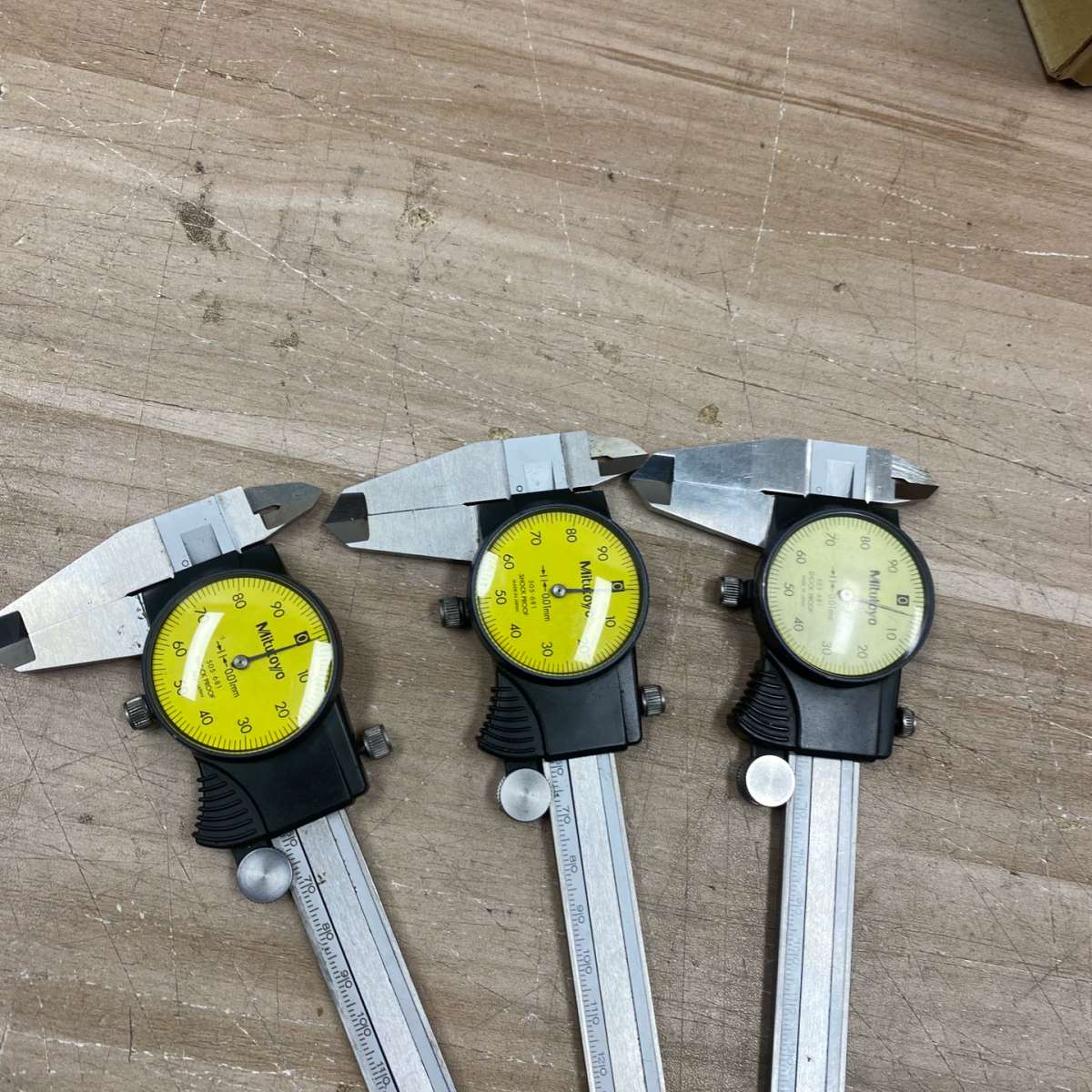 议价日本三丰Mitutoyo带表卡尺，测量范围0-150mm，精